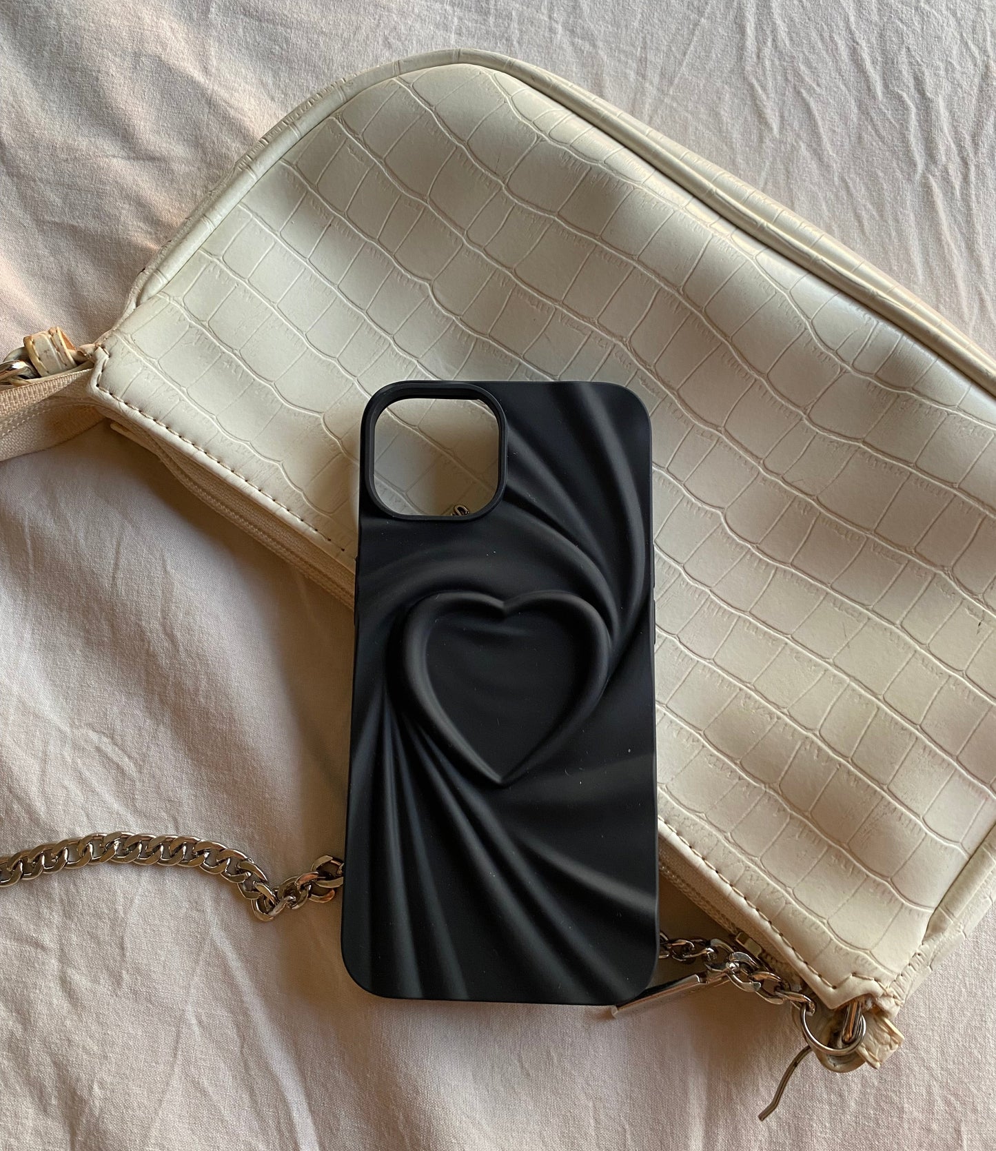 Midnight Love Case 🖤 - Pinteresty