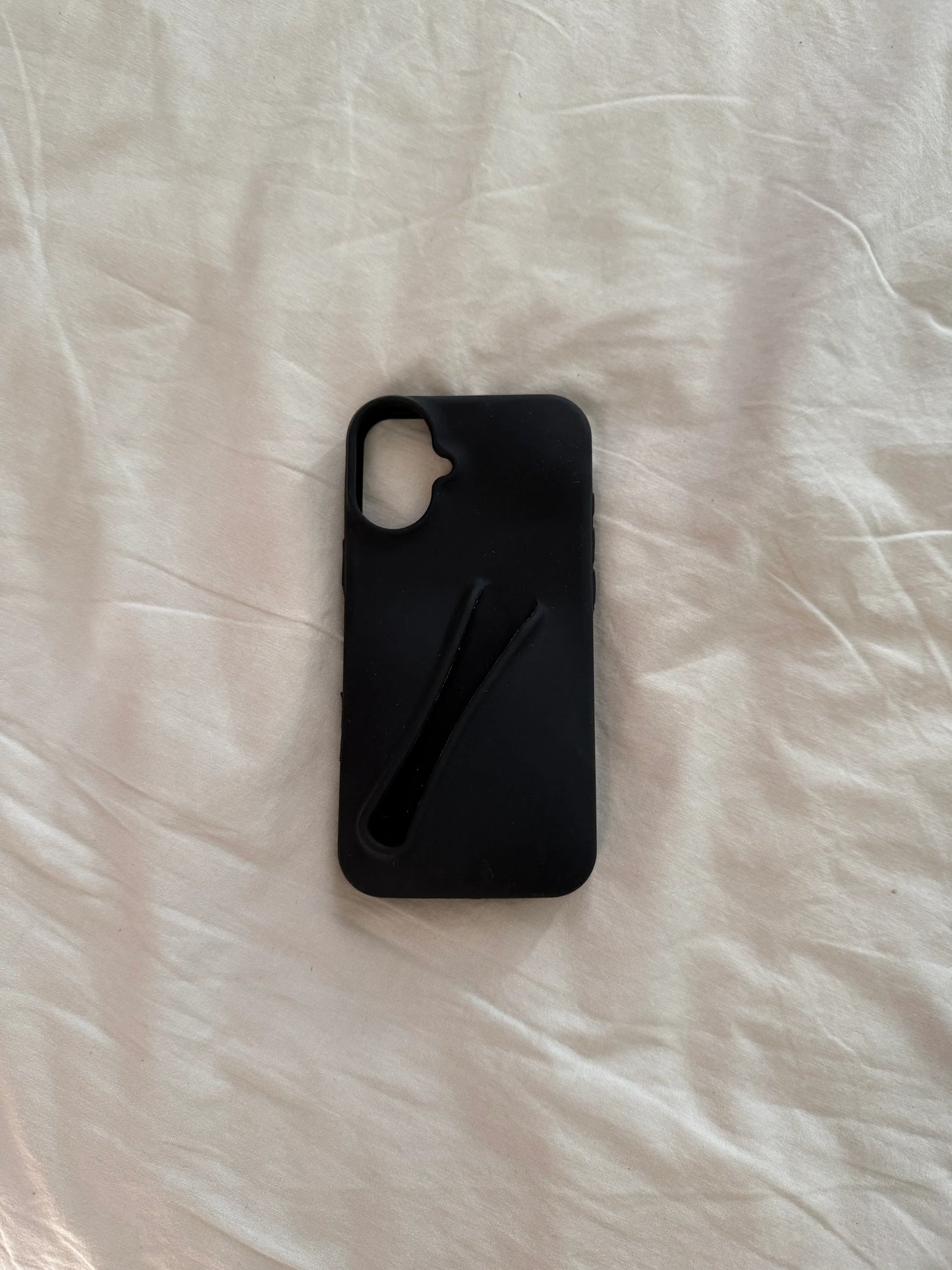 Chic Black Lipgloss Case 🖤 - XO Cases